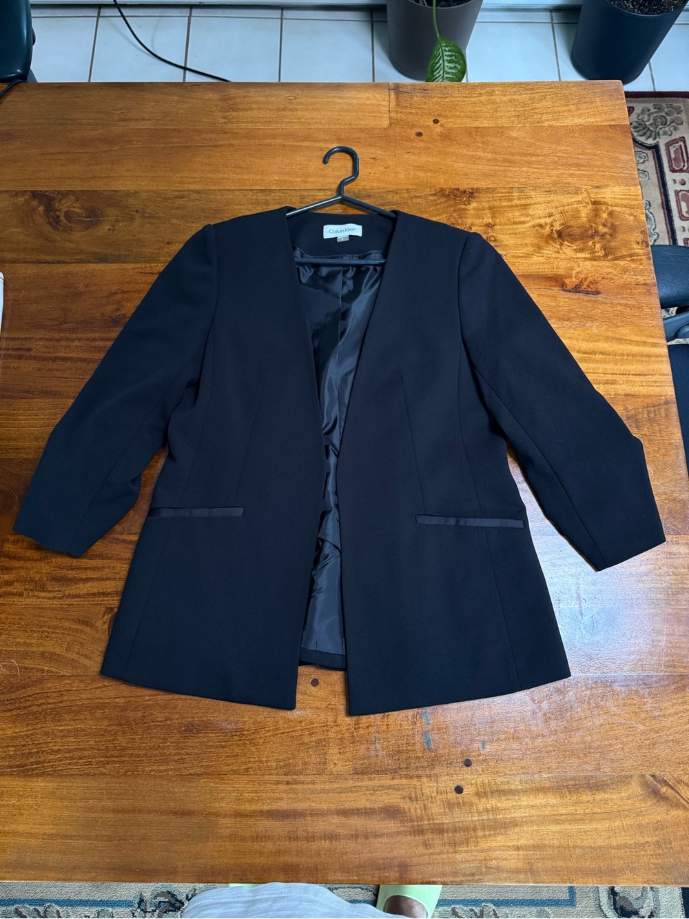 Calvin Klein Black Open-Front Three-Quarter Sleeve Blazer